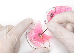 咬合の挙上と前方誘導治療